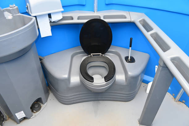 Best Portable restroom trailer rental  in Manitou Springs, CO